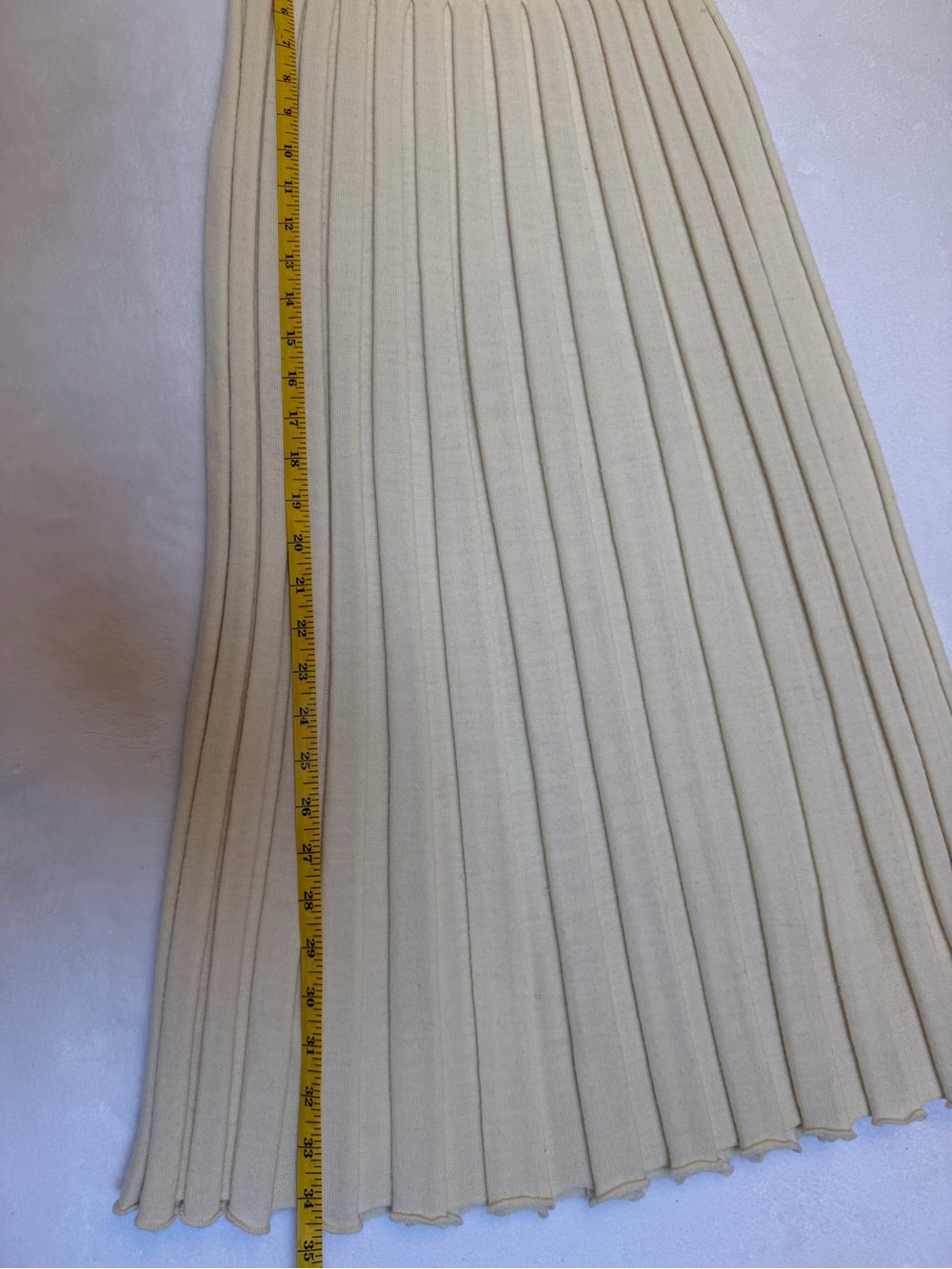 Vintage Liz Claiborne Cream Pleated Knit Maxi Skirt Lambswool Blend Medium - Picture 5 of 6